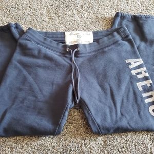 Abercrombie & Fitch sweats